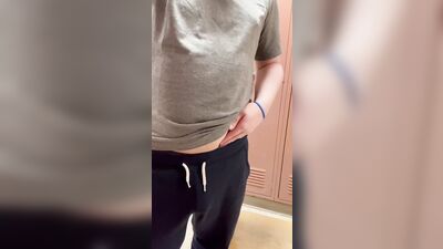 Men in Locker Rooms Gay Porn Video (81)