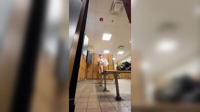 Men in Locker Rooms Gay Porn Video (2)
