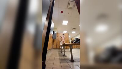 Men in Locker Rooms Gay Porn Video (2)