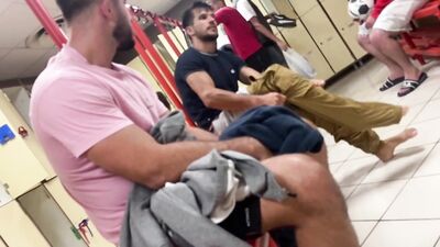 Men in Locker Rooms Gay Porn Video (149)