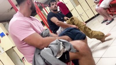 Men in Locker Rooms Gay Porn Video (149)