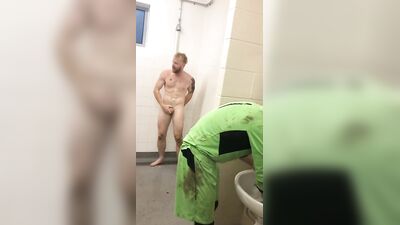Men in Locker Rooms Gay Porn Video (108)