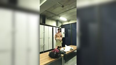 Men in Locker Rooms Gay Porn Video (1)