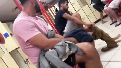 Men in Locker Rooms Gay Porn Video (21)