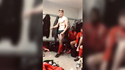 Men in Locker Rooms Gay Porn Video (45)