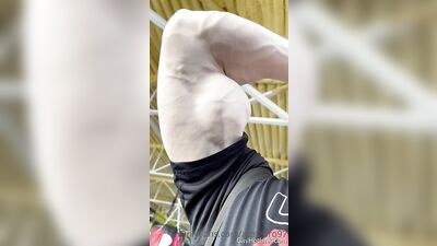 of - armzbro97 of - armzbro97 0078