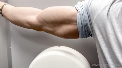 armzbro97 armzbro97 0054 - free gay porn