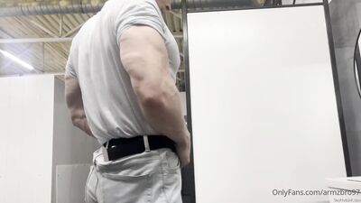 armzbro97 armzbro97 0939 - free gay porn