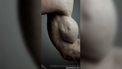 armzbro97 armzbro97 0996 - free gay porn
