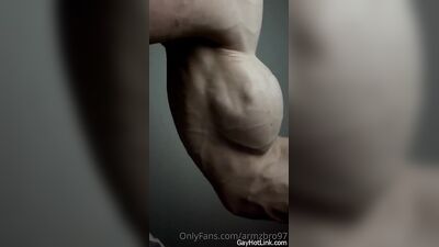armzbro97 armzbro97 0996 - free gay porn