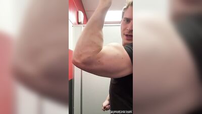 armzbro97 armzbro97 1068 - free gay porn