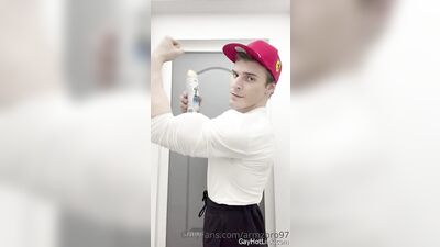 armzbro97 armzbro97 0201 - free gay porn