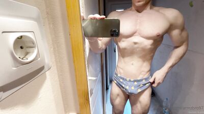 armzbro97 armzbro97 0860 - free gay porn