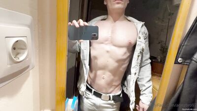 armzbro97 armzbro97 0186 - free gay porn