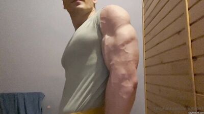 armzbro97 armzbro97 0526 - free gay porn