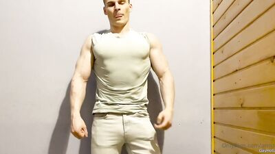 armzbro97 armzbro97 0953 - free gay porn