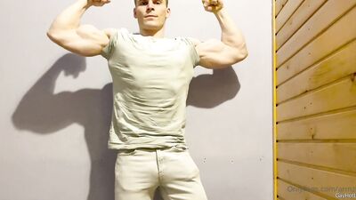 armzbro97 armzbro97 0953 - free gay porn