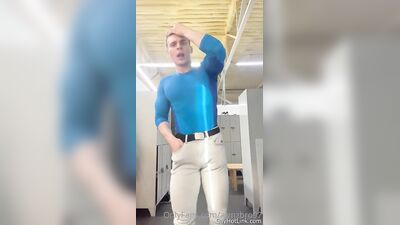 armzbro97 armzbro97 1121 - free gay porn