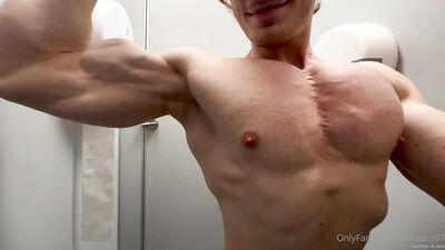 armzbro97 armzbro97 1392 - free gay porn