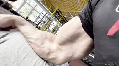 armzbro97 armzbro97 1096 - free gay porn