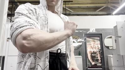 armzbro97 armzbro97 0011 - free gay porn
