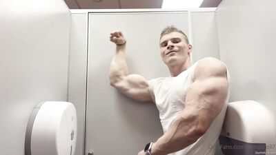 armzbro97 armzbro97 0395 - free gay porn