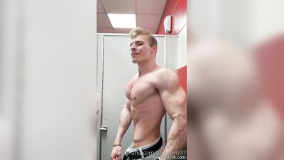 armzbro97 armzbro97 0698 - free gay porn