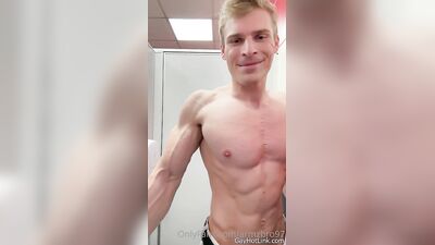 armzbro97 armzbro97 0698 - free gay porn