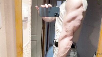 armzbro97 armzbro97 1140 - free gay porn