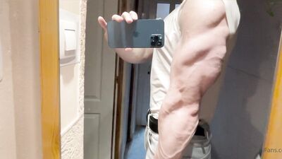 armzbro97 armzbro97 1140 - free gay porn