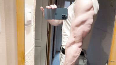armzbro97 armzbro97 1140 - free gay porn