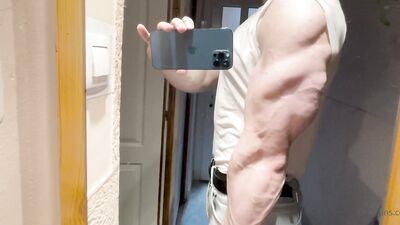 armzbro97 armzbro97 1140 - free gay porn