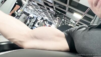 armzbro97 armzbro97 1247 - free gay porn