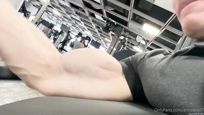 armzbro97 armzbro97 1247 - free gay porn