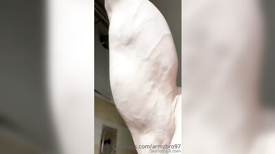 armzbro97 armzbro97 0653 - free gay porn