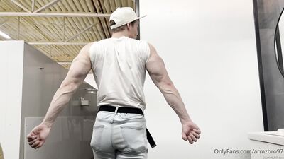 armzbro97 armzbro97 1057 - free gay porn