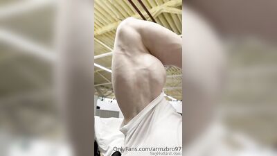 armzbro97 armzbro97 0510 - free gay porn