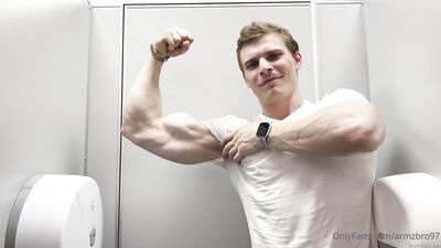 armzbro97 armzbro97 0891 - free gay porn