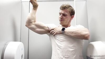 armzbro97 armzbro97 0891 - free gay porn