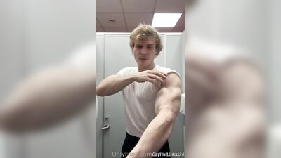 armzbro97 armzbro97 1468 - free gay porn