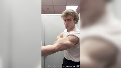 armzbro97 armzbro97 1468 - free gay porn