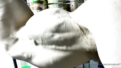 armzbro97 armzbro97 0423 - free gay porn