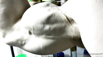 armzbro97 armzbro97 0423 - free gay porn