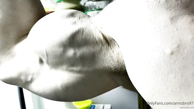 armzbro97 armzbro97 0423 - free gay porn