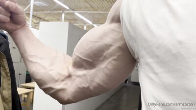 armzbro97 armzbro97 0950 - free gay porn