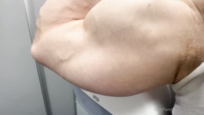 armzbro97 armzbro97 1277 - free gay porn