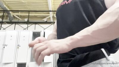 armzbro97 armzbro97 0823 - free gay porn