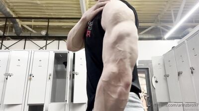 armzbro97 armzbro97 0823 - free gay porn