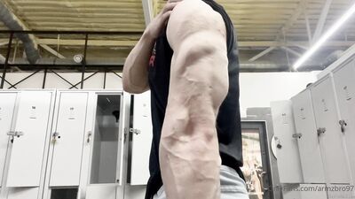 armzbro97 armzbro97 0823 - free gay porn