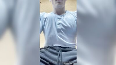 armzbro97 armzbro97 1335 - free gay porn